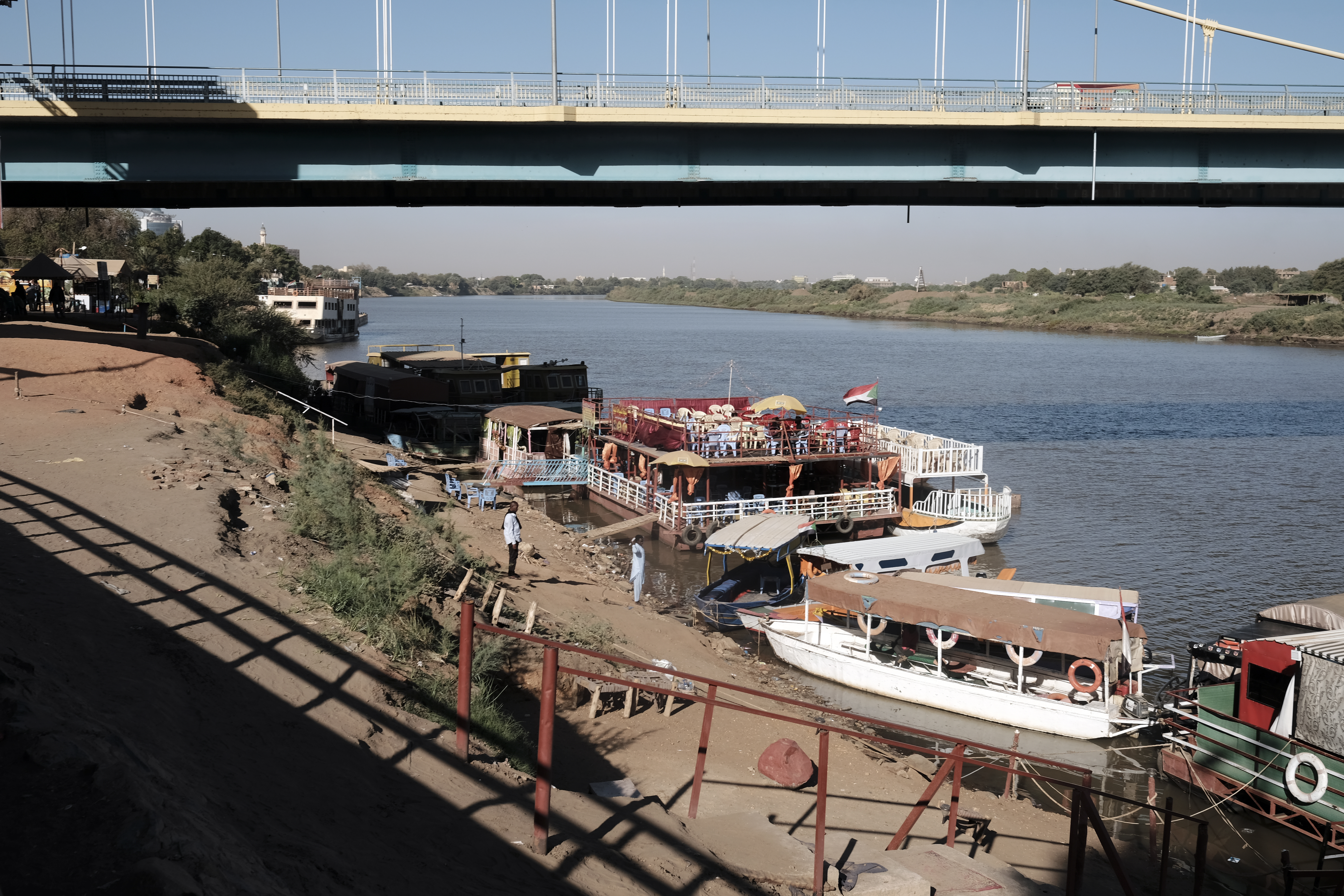 Tuti bridge,Khartoum, Sudan photo by  Christopher Michel,2017 CC BY-NC-ND 2.0 license