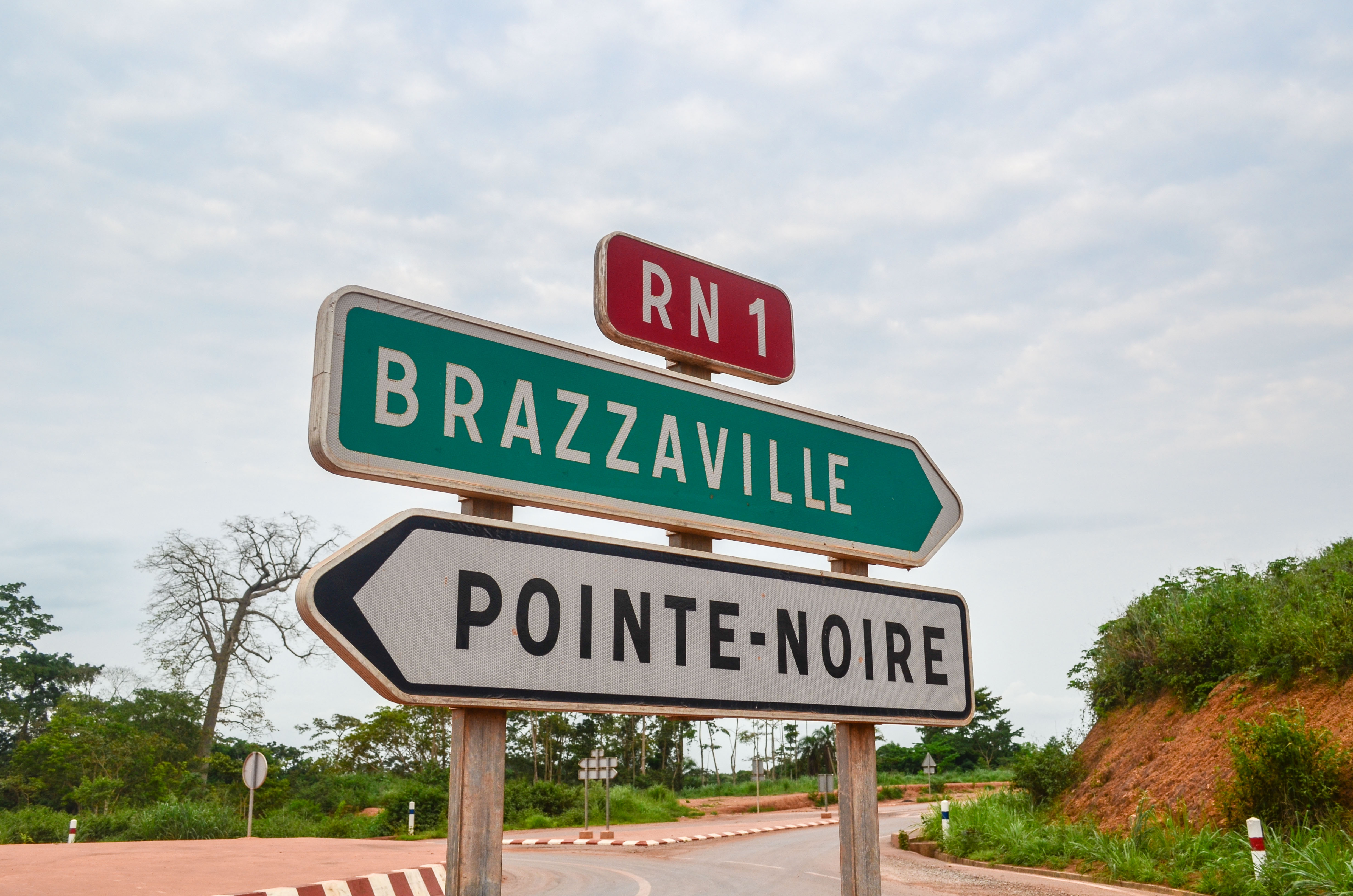 National Road 1 in the Republic of Congo, photography by jbdodane (CC BY-NC 2.0)