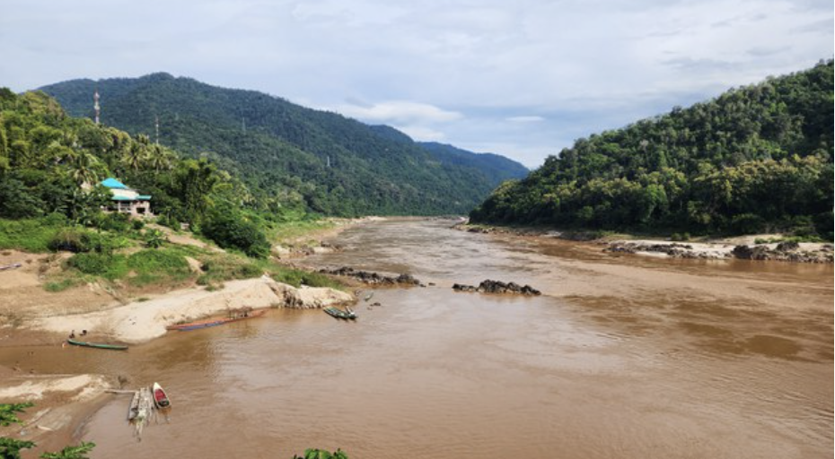Laos is planning to build a dam on the Mekong River in the area of Pak Beng