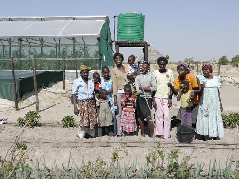 Farmers at the CuveWaters Green Village in Epyeshona, Northern Namibia, photo by ISOE Wikom, sourced from flickr, CC BY-NC-SA 2.0 DEED license