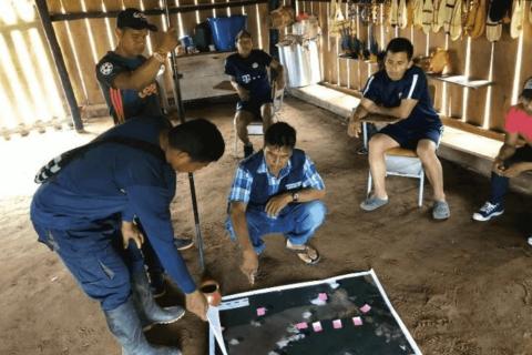 Mapping activities with community members in La Teofila la Arenosa